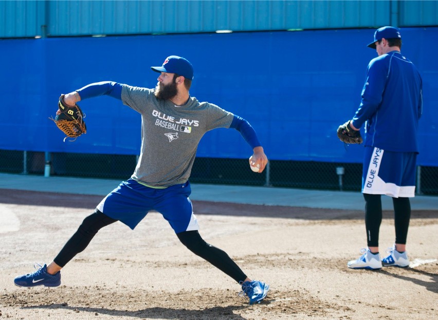 Daniel Norris, zawodnik Toronto Blue Jays zarabia rocznie prawie dwa miliony złotych.