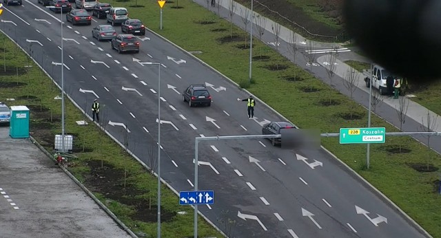 Podczas działań na ul. Kujawskiej w Bydgoszczy, policjanci ujawnili 8 kierowców, którzy złamali przepisy ruchu drogowego.