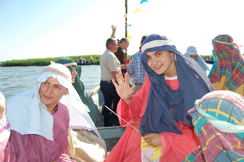 Dni Rybaka w Kątach Rybackich - ZDJĘCIA ze święcenia łodzi rybackich