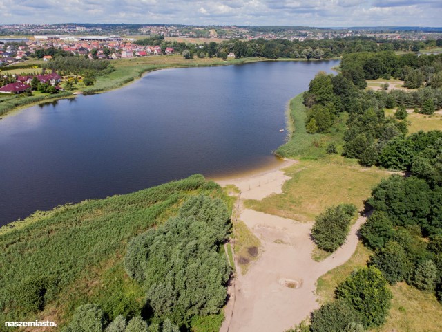 Plaża nad Jeziorem Tarpno wkrótce zmieni oblicze. Właśnie rusza jej gruntowna przebudowa