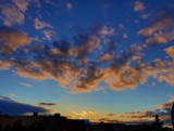  Na chwilę tuż przed zachodem [17 marca] niebo nad Międzyrzeczem się rozjaśniło. I oto widoczny był niesamowity zachód słońca nad miastem 