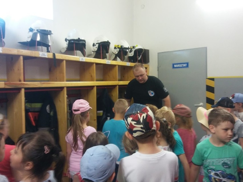 Przedszkolaki z Goszczanowa odwiedziły Ochotniczą Straż Pożarną 
