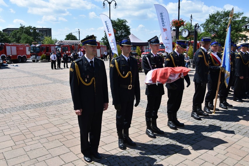 Tak wyglądało święto straży pożarnej 2022 w Rypinie. Zobacz zdjęcia z Dnia Strażaka oraz jubileuszu OSP i PSP [13.06.2022]