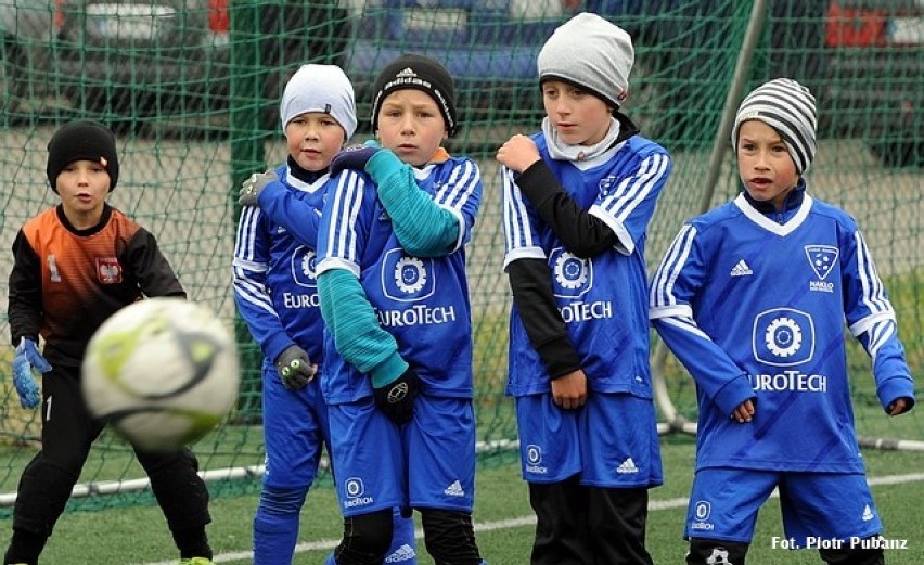 Młodzi adepci futbolu rywalizowali w Sępólnie Krajeńskim [zdjęcia]