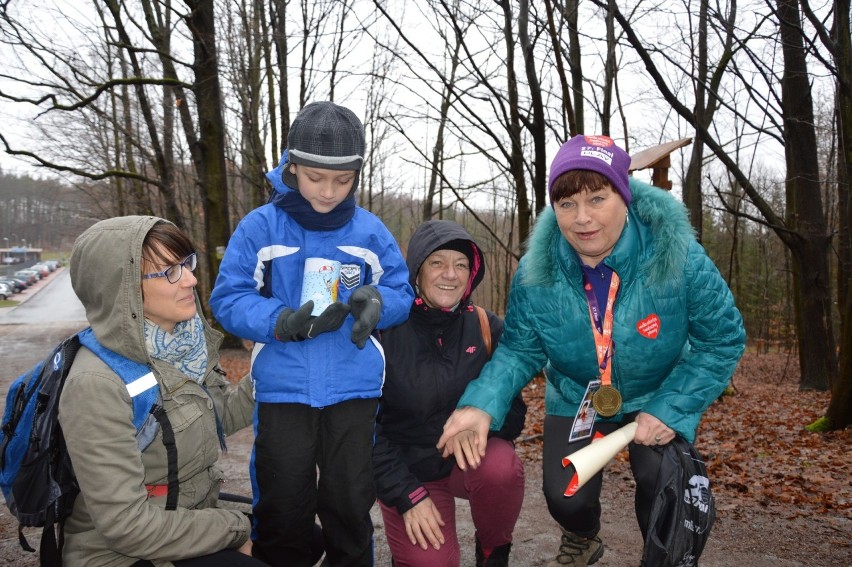 WOŚP 2019 Żary. Tutaj tak liczymy się z cukrzycą. WOŚPowe granie rozpoczęto  marszem po Zielonym Lesie