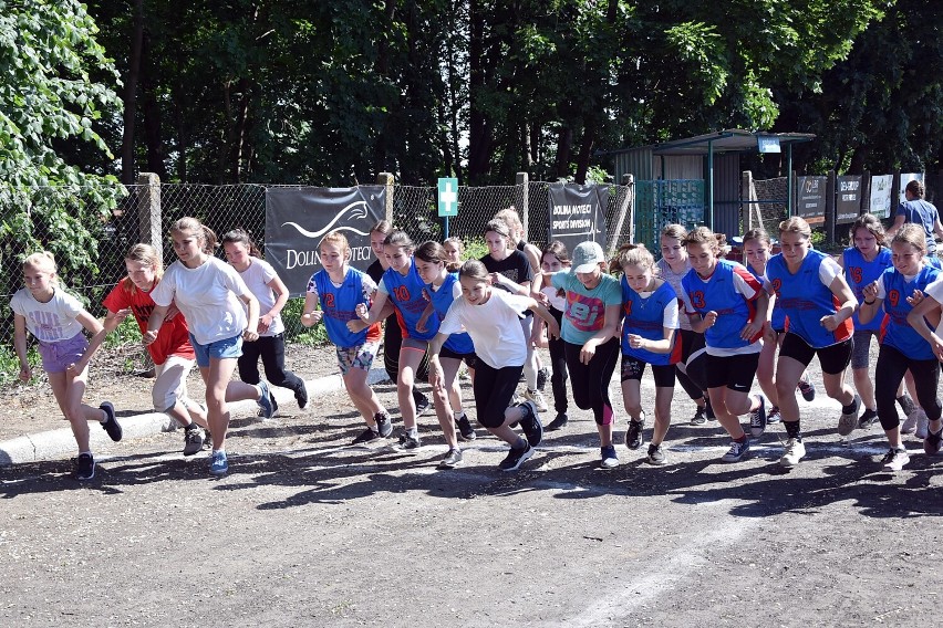Podczas Biegu „Olka” w Wyrzysku rywalizowała młodzież szkolna i przedszkolaki. Zobaczcie zdjęcia