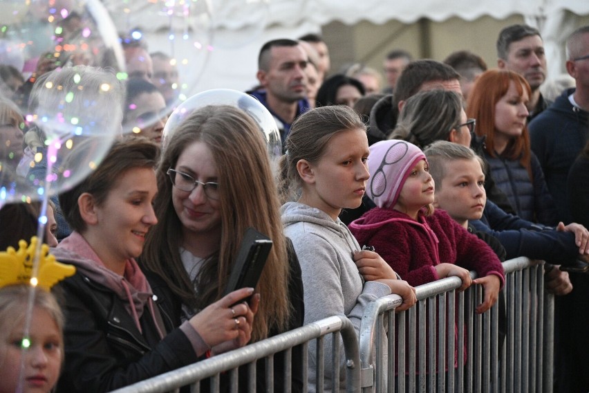 Tak bawiła się publiczność podczas koncertu Anity Lipnickiej...