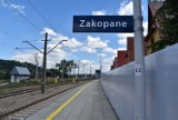 Tymczasowy dworzec kolejowy w Zakopanem gotowy na przyjęcie pasażerów