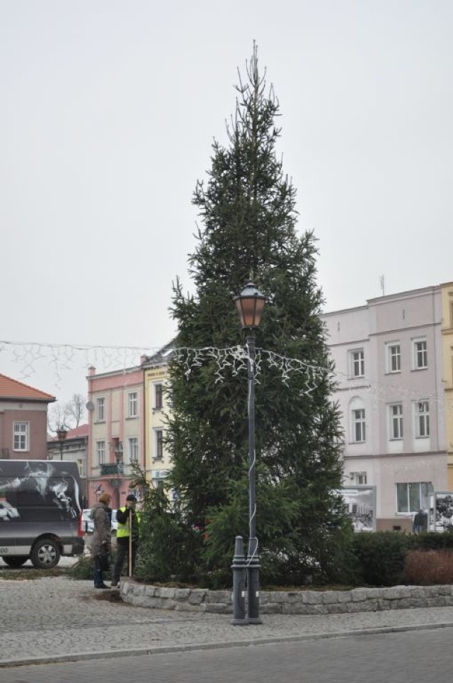 Śremski rynek: świąteczna wersja podoba się mieszkańcom