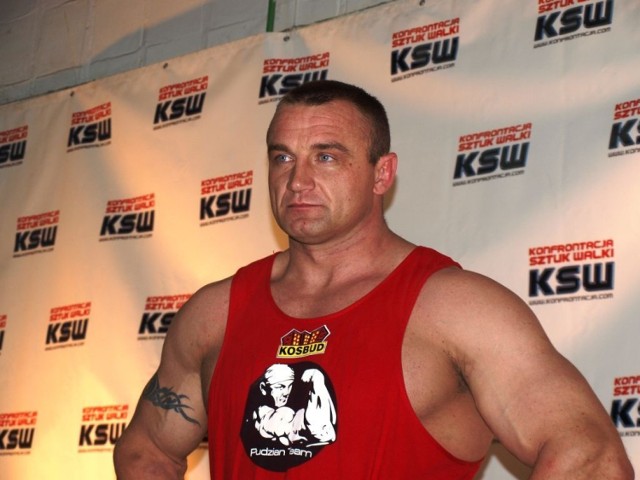 W poprzednich pojedynkach Pudzianowskiego, słabą stroną okazała się jego kondycja. Zabrakło mu jej w walce z Tim&rsquo;em Sylvią oraz w pierwszym pojedynku z Thompsonem.