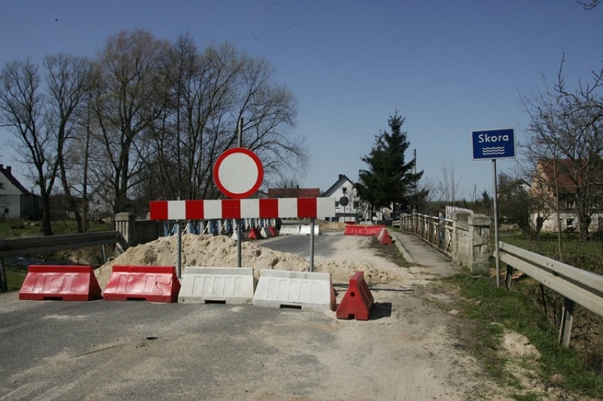 Zamknięty most w Pielgrzymce, trzeba jechać objazdami