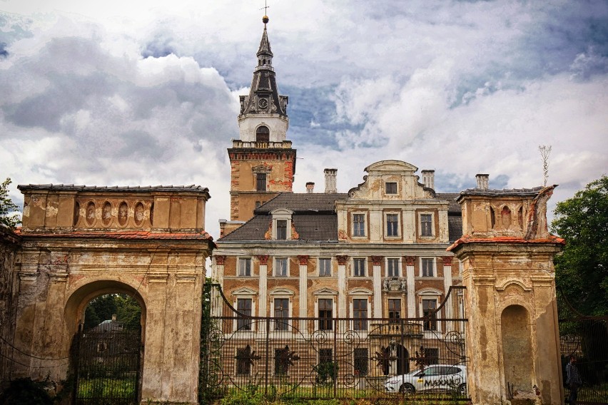 Weekend na Dolnym Śląsku. Odwiedź zamek w Roztoce i zachwyć się jego historią!