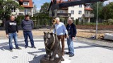 Słynny niedźwiadek Wojtek stanął na skwerze [WIDEO, ZDJĘCIA]