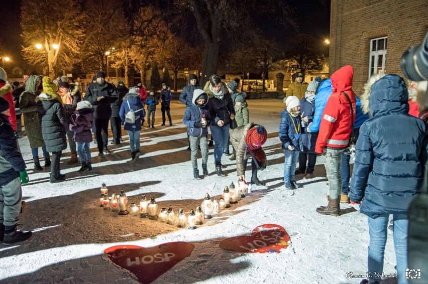 Dziś trzecia rocznica śmierci prezydenta Pawła Adamowicza. W 2019 roku Pleszew wysłał "Światełko do nieba"