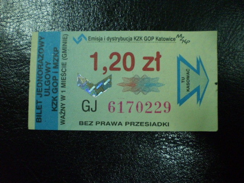 Awers ulgowego biletu KZK GOP, obowiązującego na terenie...