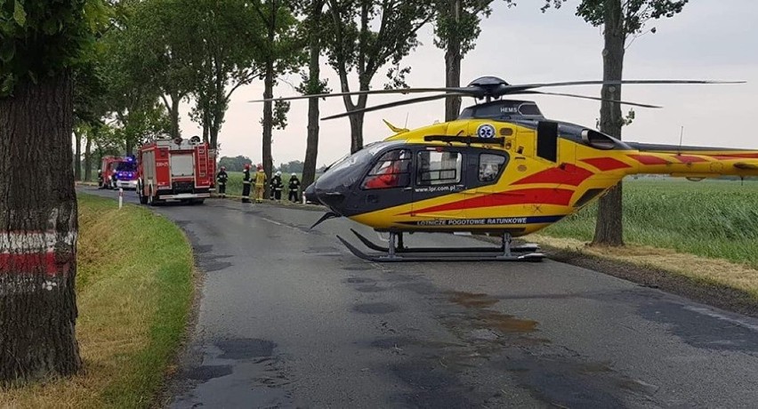 Wypadek na trasie Wrocław – Kąty Wrocławskie. Lądował helikopter LPR [ZDJĘCIA]