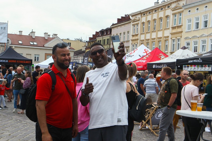 W Rynku unosi się zapach chmielu. Trwa Rzeszowski Festiwal Piwa 2022 (ZDJĘCIA)