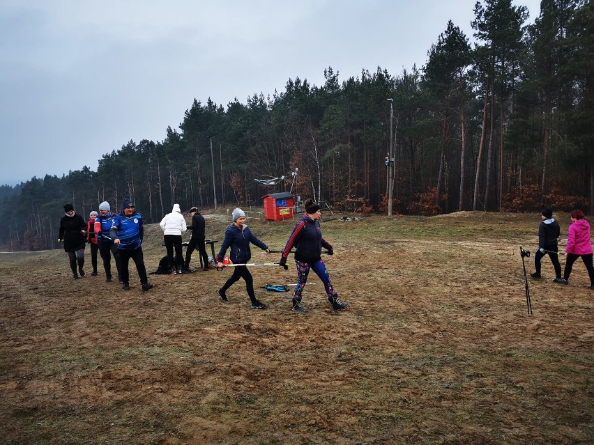 "Kijomaniacy" z Chodzieży cieszą się z sukcesu w cyklu Korony Polski 2021 Pucharu Polski Nordic Walking NWPL