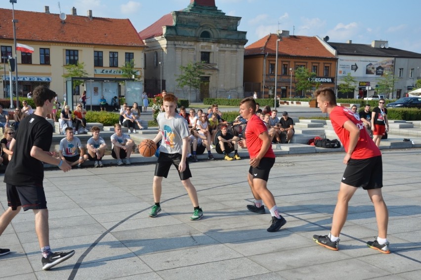 Streetball na pl.Kościuszki w ramach Międzynarodowego...