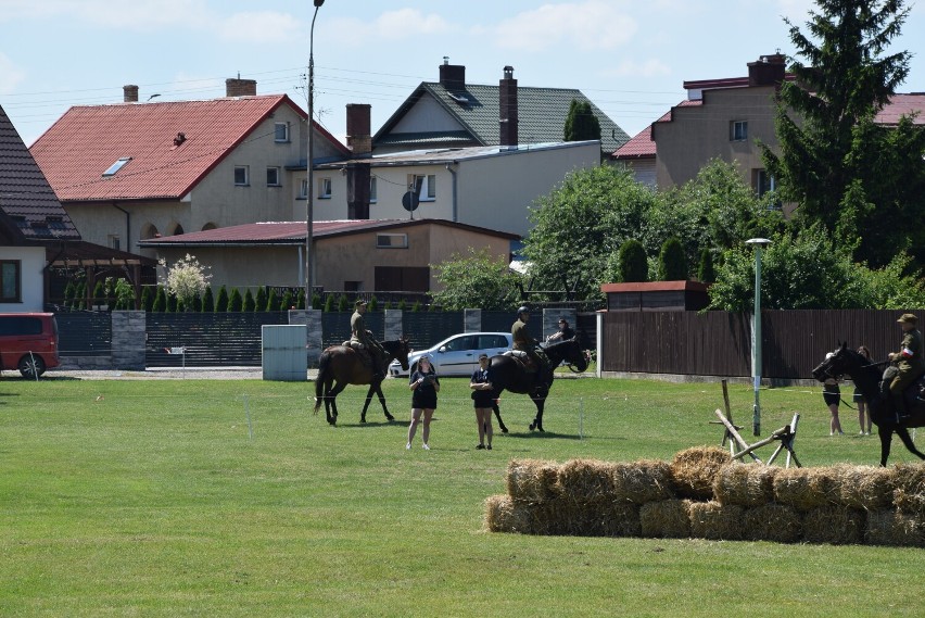 Piknik Kawaleryjski w Suwałkach. Do miasta po raz 21 zjechali kawalerzyści z całego regionu