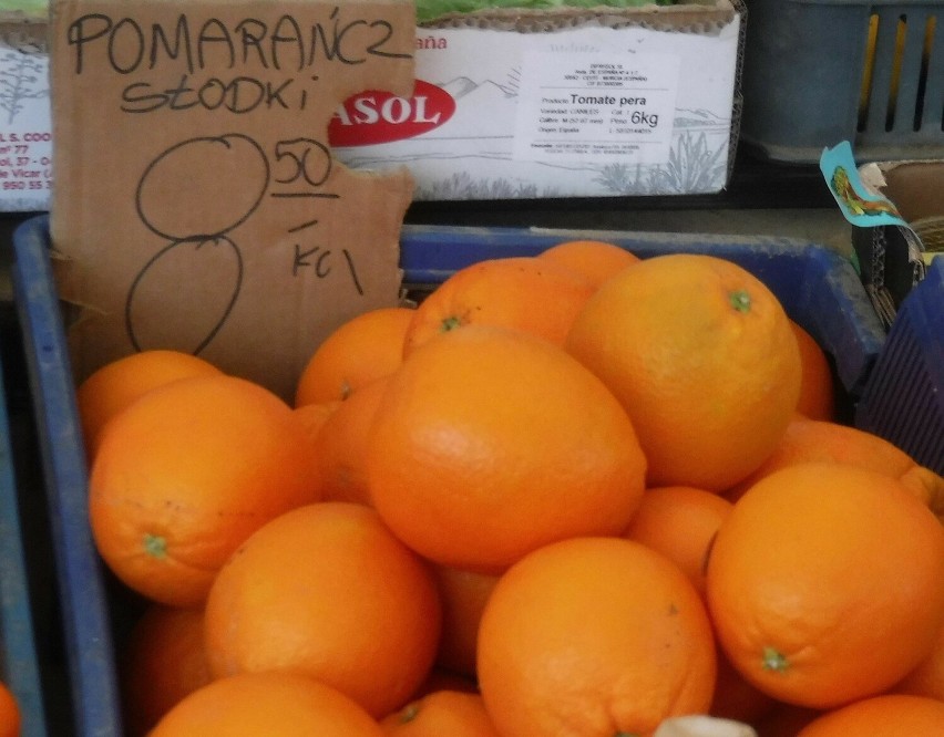 Pomarańcze kosztowały 8,50 za kilogram