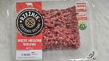 Uwaga! W mięsie z Lidla wykryto bakterie Salmonelli. Partie pakowanej mielonej wołowiny są wycofywane ze sklepów