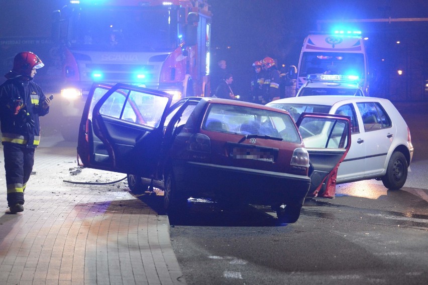 Wypadek na ul. Brzeźnej w Grudziądzu. Cztery osoby trafiły do szpitala [wideo, zdjęcia]