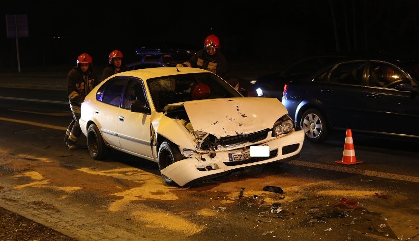 Wypadek na skrzyżowaniu Drewnowska/Włókniarzy w Łodzi...