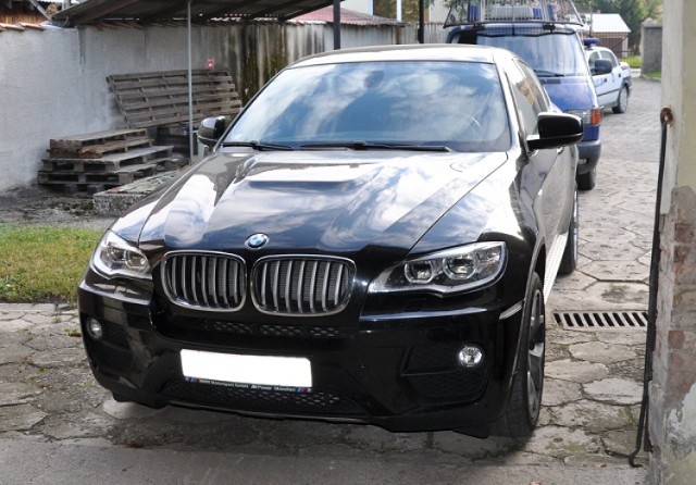 Pogranicznicy odzyskali w Gołdapii BMW