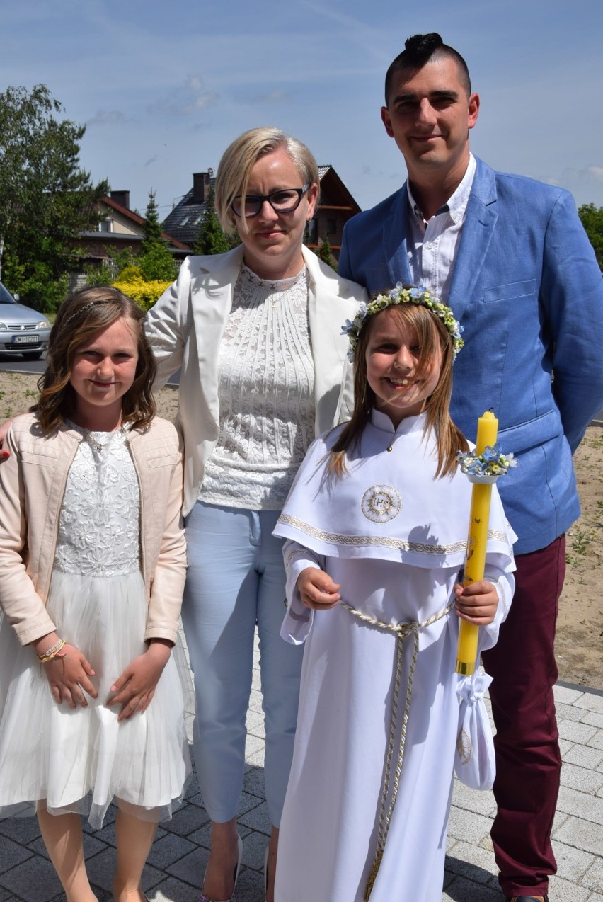 I KOMUNIA ŚWIĘTA: Dzieci z parafii pw. św. Marii Magdaleny w Krotoszynie przystąpiły do komunii [FOTOGALERIA + FILM]