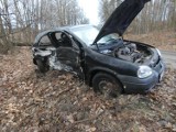 Wypadek w Dziemianach. Opel wyjechał na czołówkę. Jedna osoba trafiła do szpitala