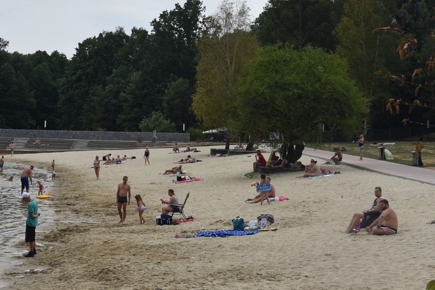 Kąpielisko w Kamieniu na chwilę przed burzą