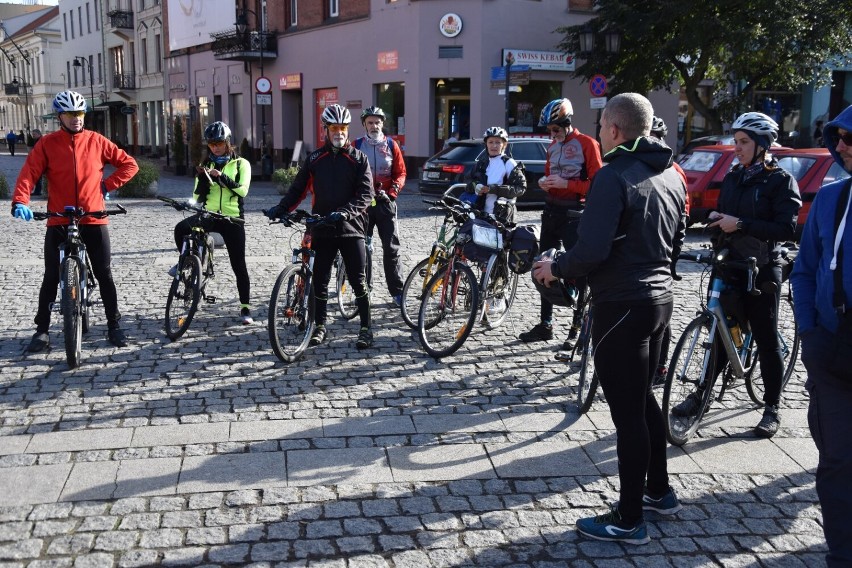Gnieźnieńscy rowerzyści wyruszyli po zdrowie z Rynku do...