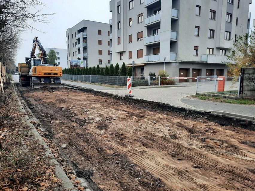 Remont ulicy Dożynkowej w Lesznie  - Stan sieci podziemnych...