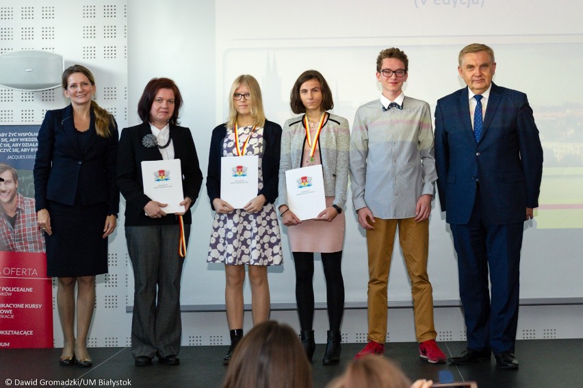 BPNT. Białostockie Talenty XXI wieku. 385 uczniów dostało pamiątkowe medale (zdjęcia)