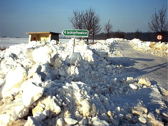 Gmina Zgorzelec odwołała zajęcia w szkołach z powodu trudnych warunków na drogach