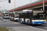 Napad na kierowcę z Gdyni. Czy w nocnych autobusach jest bezpiecznie?