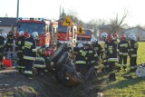 Wypadek w Żelazkowie. Ciągnik rolniczy przygniótł mężczyznę. ZDJĘCIA, WIDEO