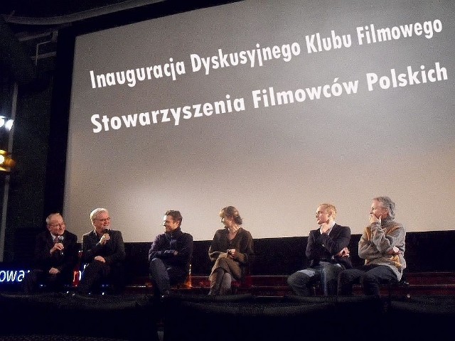 Podczas inauguracji odbył się seans roboczej wersji filmu Jacka Bromskiego "Uwikłani". Na zdjęciu: A. Bukowiecki, J. Bromski, M.Bukowski, M. Ostaszewska, P. Adamczyk, K. Stroiński.