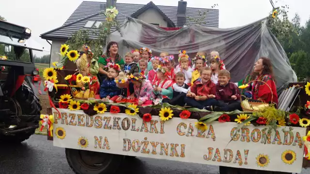 Dożynki w Godowie: tłumy przeszły ulicami gminy