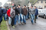 Rolniczy protest w Krzemieniewie. Ciągniki dojechały do Leszna i wróciły dwunastką [ZDJĘCIA]