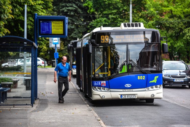 Już 1 maja pasażerów bydgoskiej komunikacji miejskiej czekają zmiany. Zarząd Dróg Miejskich i Komunikacji Publicznej w Bydgoszczy informuje, że z początkiem nowego miesiąca w rozkładzie jazdy pojawi się nowa linia autobusowa. 

Szczegóły na kolejnych slajdach >>>

FLESZ - 500 plus na każde dziecko
