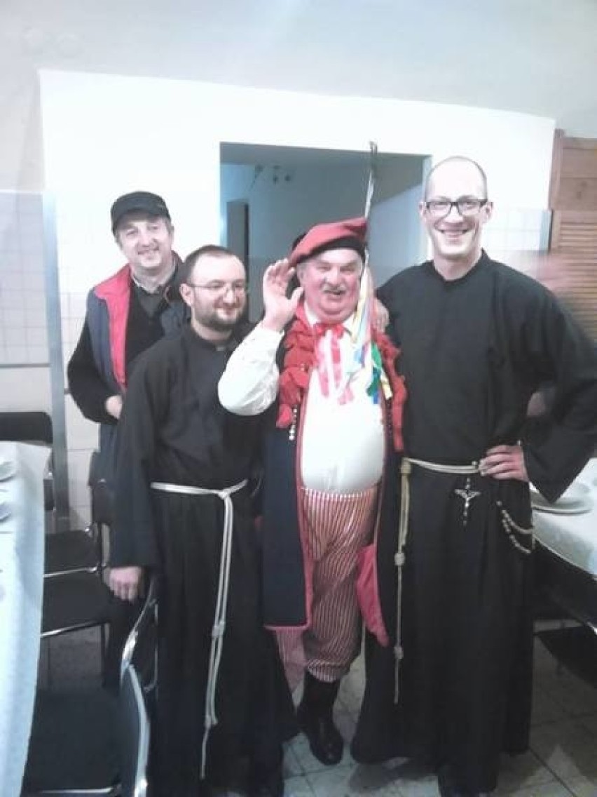 Moda zakonna - zobacz, jak ubierają się w klasztorach męskich  