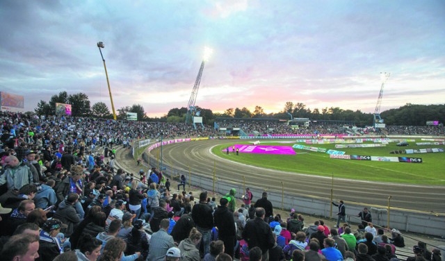 Stadion, na którym występują żużlowcy Unii, uchodził za jeden z bardziej przestarzałych w Ekstralidze