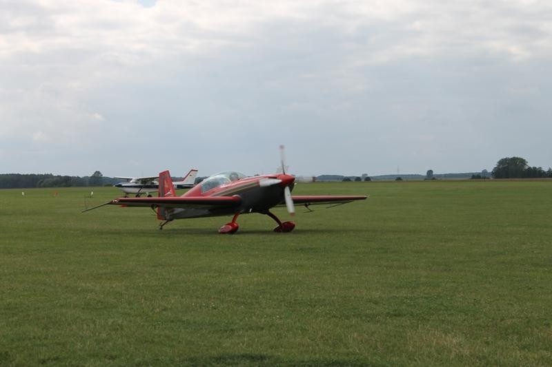 Leszno: Piloci z grupy akrobacyjnej Royal Jordanian Falcons [ZDJĘCIA]