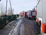 Pożar w Złoczewie. Ogień wybuchł w domku jednorodzinnym [ZDJĘCIA]