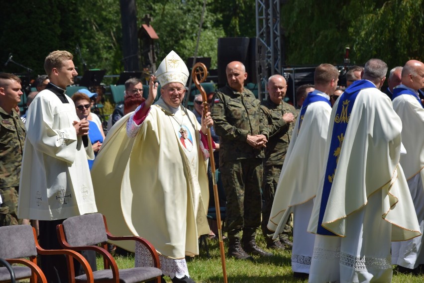 Ksiądz biskup Jerzy Mazur przewodniczył uroczystej mszy