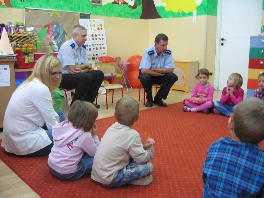 Miliszewy: Policjanci spotkali się z przedszkolakami [ZDJĘCIA]