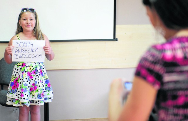 Oleśniczanie, którzy w poniedziałek wzięli udział w castingach do paradokumentalnych seriali chcieli przede wszystkim sprawdzić swoje umiejętności aktorskie