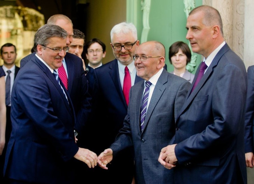 Prezydent Komorowski z krótką wizytą we Wrocławiu (ZDJĘCIA)